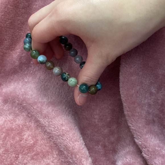 A beautiful bracelet - Picture 2 of 6